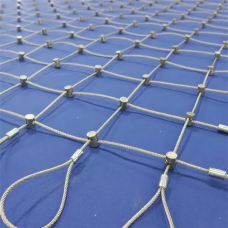 Сетка нержавеющая тросовая с параллельным узловым креплением и квадратной ячейкой Н6 7х7 AISI 316 35х35х1 мм